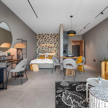 Seaview In Complex Iron Code アパート ヴァルナ