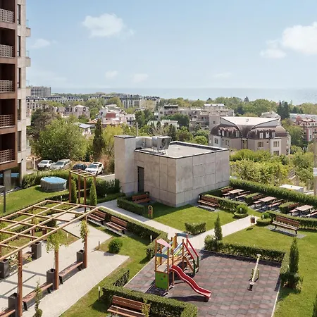 Seaview In Complex Iron Code Daire Varna